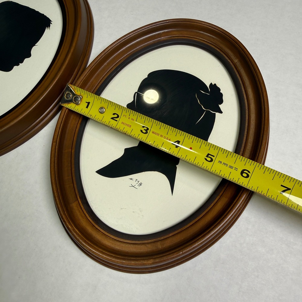 Vintage Hand Cut Silhouette Portraits Pair Signed 1977 1989 Oval Wood Frames 9x7 - Picture 6 of 6